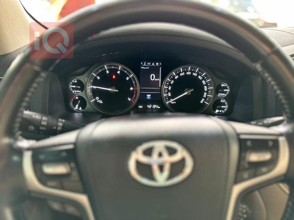 تويوتا لاندكروزر